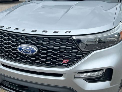Used 2023 Ford Explorer ST w/ Equipment Group 401A AWD/4WD image 11