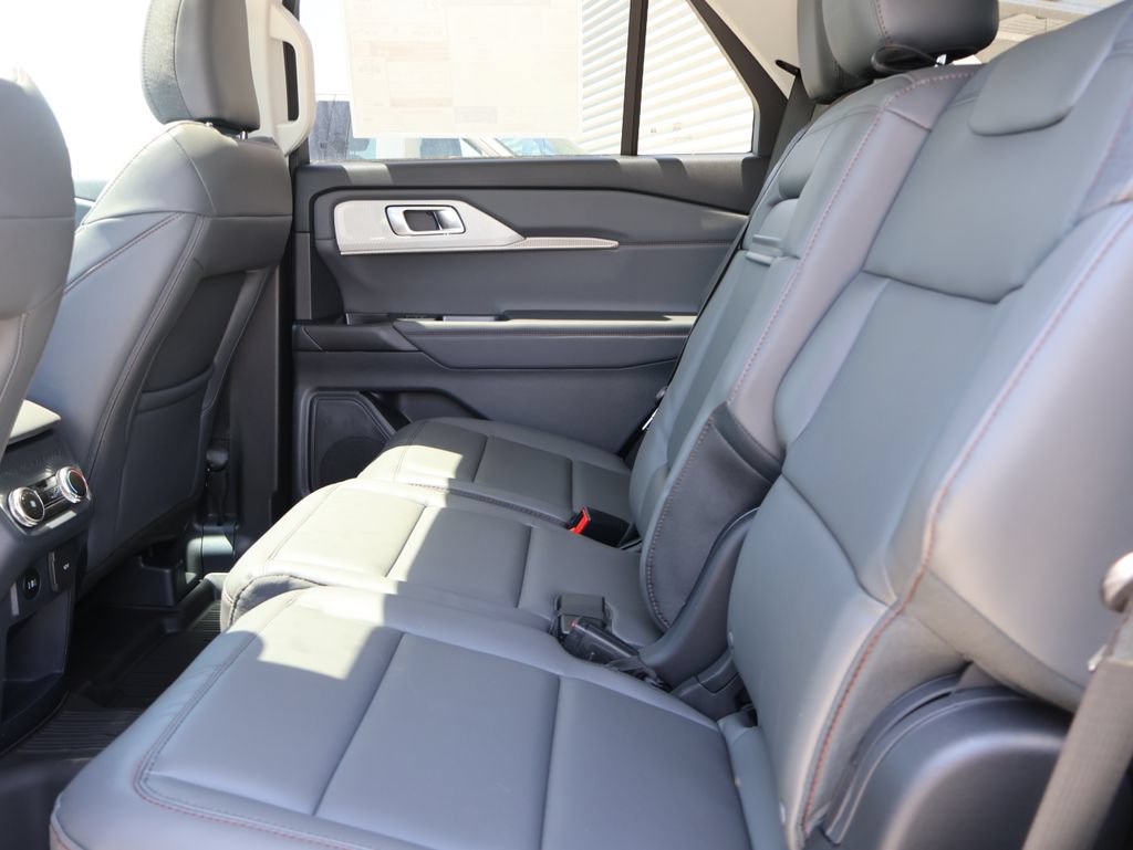 New 2026 Ford Explorer Active w/ Active Comfort Package AWD/4WD image 20