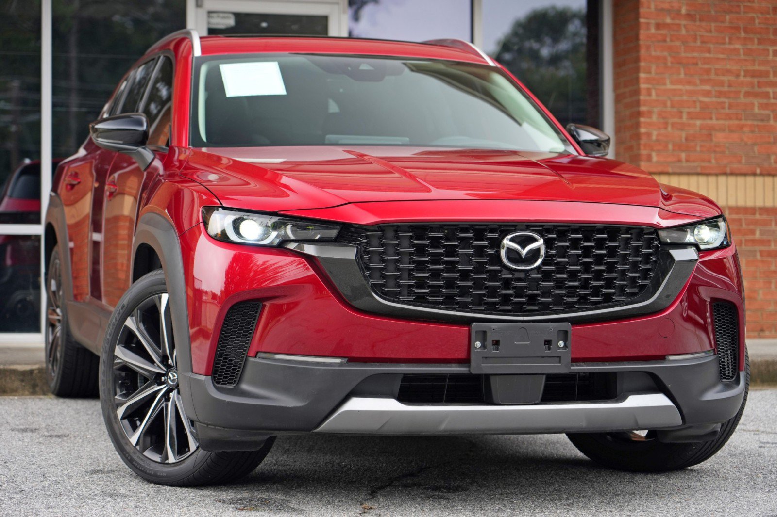 Used 2024 MAZDA CX-50 AWD 2.5 Turbo w/ Premium Pkg image 2