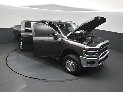 Used 2025 RAM 2500 Tradesman AWD/4WD image 26