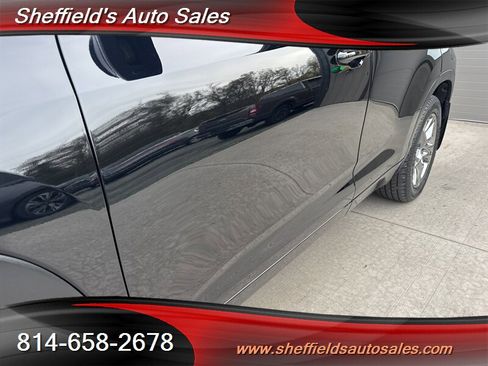 Used 2019 Toyota Highlander Limited Platinum image 17