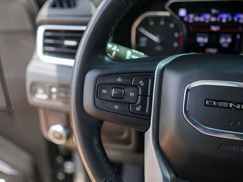 Used 2021 GMC Yukon Denali RWD image 13