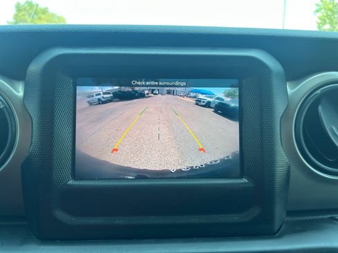 Used 2021 Jeep Wrangler Unlimited Sport AWD/4WD image 27