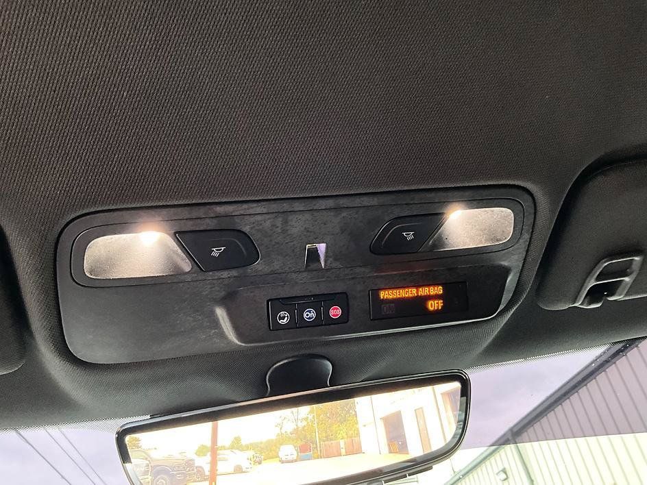 Used 2021 Chevrolet Camaro ZL1 RWD image 26