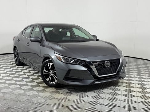 Used 2021 Nissan Sentra SV FWD image 2