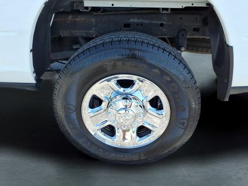 Used 2024 RAM 2500 Big Horn w/ Bed Utility Group AWD/4WD image 14
