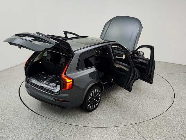 New 2027 Volvo XC90 B6 Ultra AWD/4WD image 36