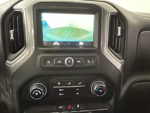 Used 2019 Chevrolet Silverado 1500 Custom w/ Custom Value Package AWD/4WD image 24