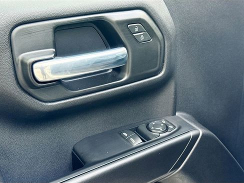 Used 2025 GMC Sierra 1500 Pro w/ Pro Value Package image 18