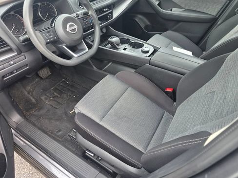 Used 2023 Nissan Rogue SV AWD/4WD image 11