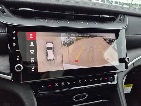 New 2026 Jeep Grand Cherokee Limited AWD/4WD image 25