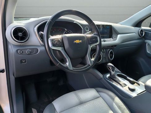 Used 2021 Chevrolet Blazer LT w/ Sound & Technology Package FWD image 18