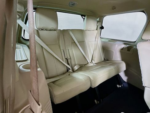 Used 2017 Ford Expedition Limited w/ Equipment Group 301A RWD image 13