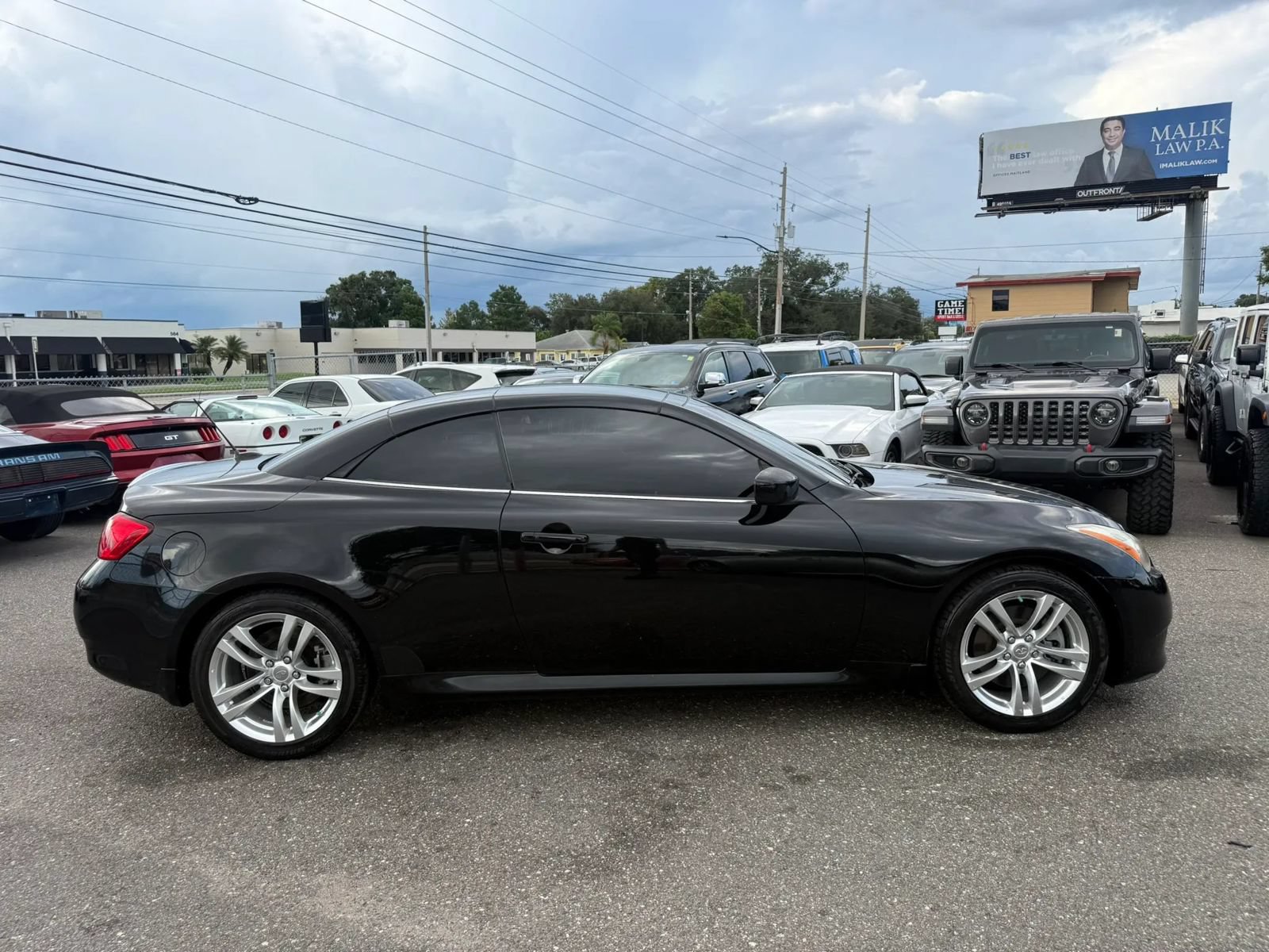 Used 2009 INFINITI G37 Convertible w/ Premium Pkg RWD image 4