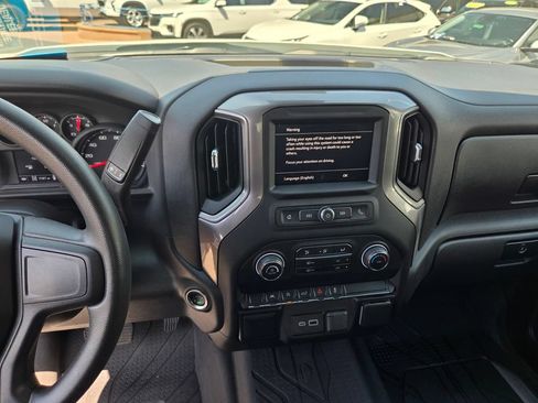 Used 2025 Chevrolet Silverado 1500 Custom AWD/4WD image 17