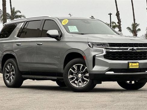 Used 2024 Chevrolet Tahoe LS w/ Driver Alert Package image 2