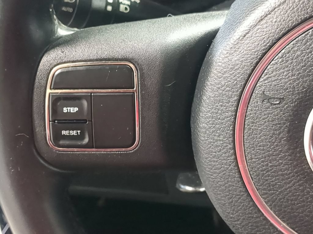 Used 2012 Jeep Wrangler Unlimited Sahara AWD/4WD image 28