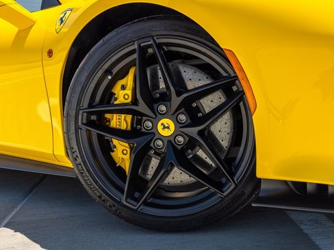 Used 2020 Ferrari 488 Pista Spider RWD image 24