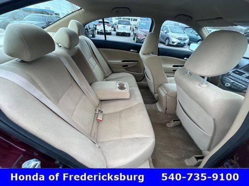Used 2011 Honda Accord LX image 27