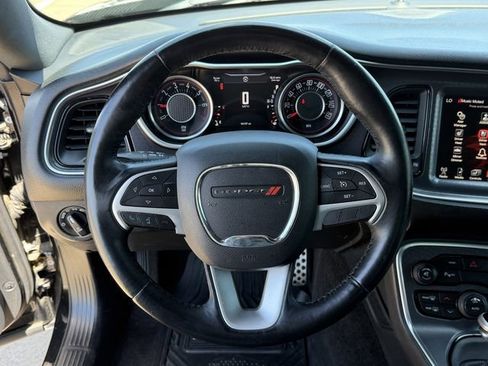 Used 2015 Dodge Challenger SXT Plus image 12