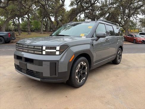 Used 2025 Hyundai Santa Fe SEL image 1