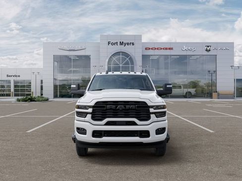 New 2026 RAM 3500 Big Horn AWD/4WD image 6