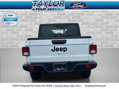Used 2024 Jeep Gladiator Sport