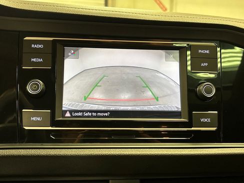 Used 2021 Volkswagen Jetta SE image 35