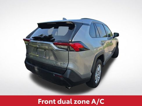 Used 2021 Toyota RAV4 XLE AWD/4WD image 7
