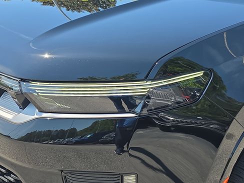 New 2026 Jeep Grand Wagoneer L 4WD image 27