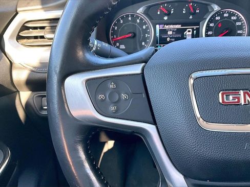 Used 2018 GMC Acadia SLT image 16