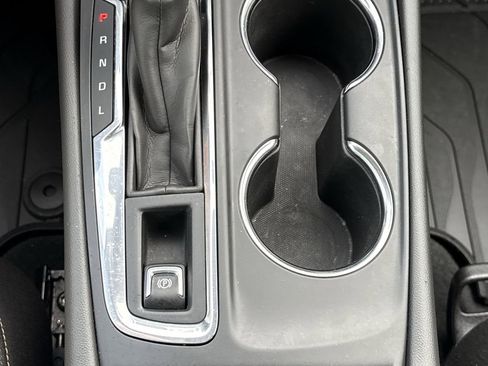 Used 2023 Chevrolet Equinox LT image 25