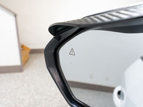 Used 2022 Hyundai Santa Cruz Limited image 15