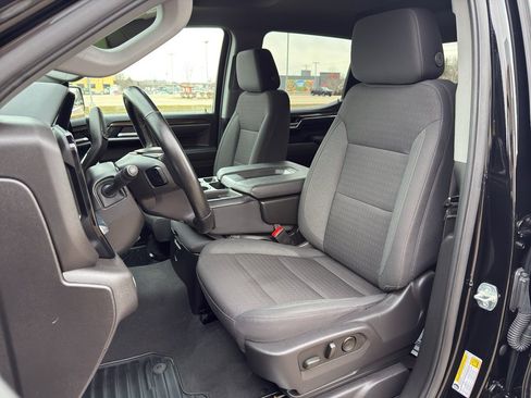 Used 2025 Chevrolet Silverado 1500 LT image 14