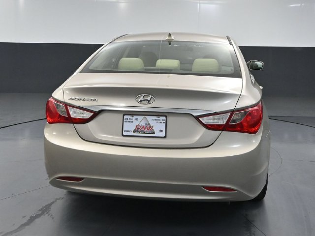 Used 2011 Hyundai Sonata GLS FWD image 4