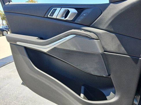 Certified 2022 BMW X5 sDrive40i w/ Parking Assistance Package image 28