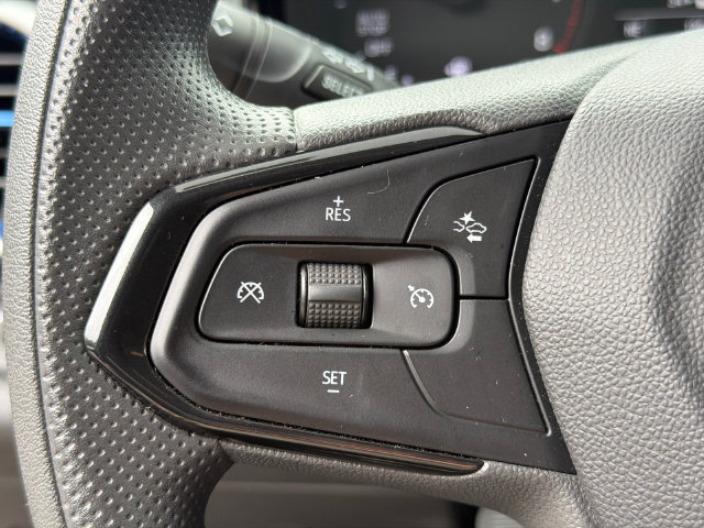 Used 2026 Chevrolet Trax LS w/ LS Convenience Package FWD image 24