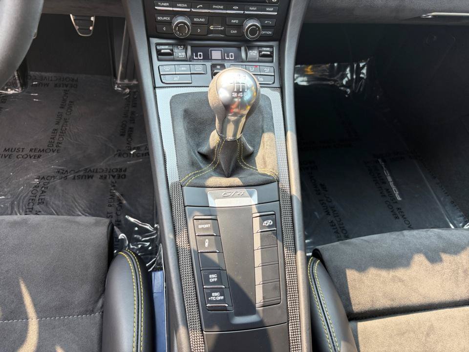 Used 2016 Porsche Cayman GT4 RWD image 21
