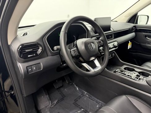New 2025 Honda Pilot EX-L image 17