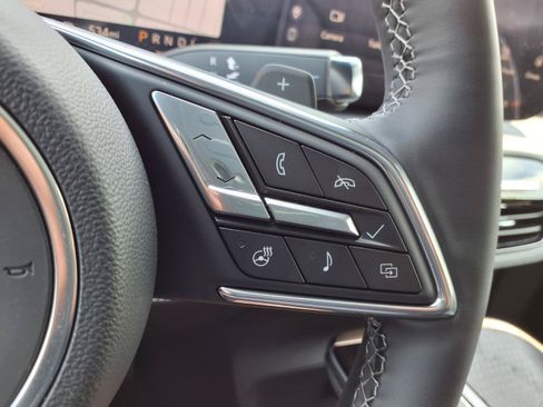 New 2026 Buick Enclave Avenir w/ Super Cruise Package AWD/4WD image 9