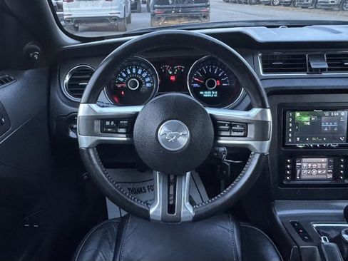 Used 2014 Ford Mustang GT image 14