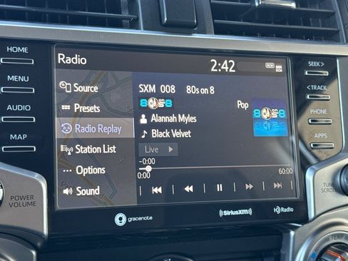 Used 2021 Toyota 4Runner SR5 AWD/4WD image 19
