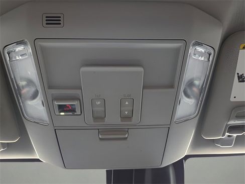 Used 2021 Toyota Tundra Limited image 25