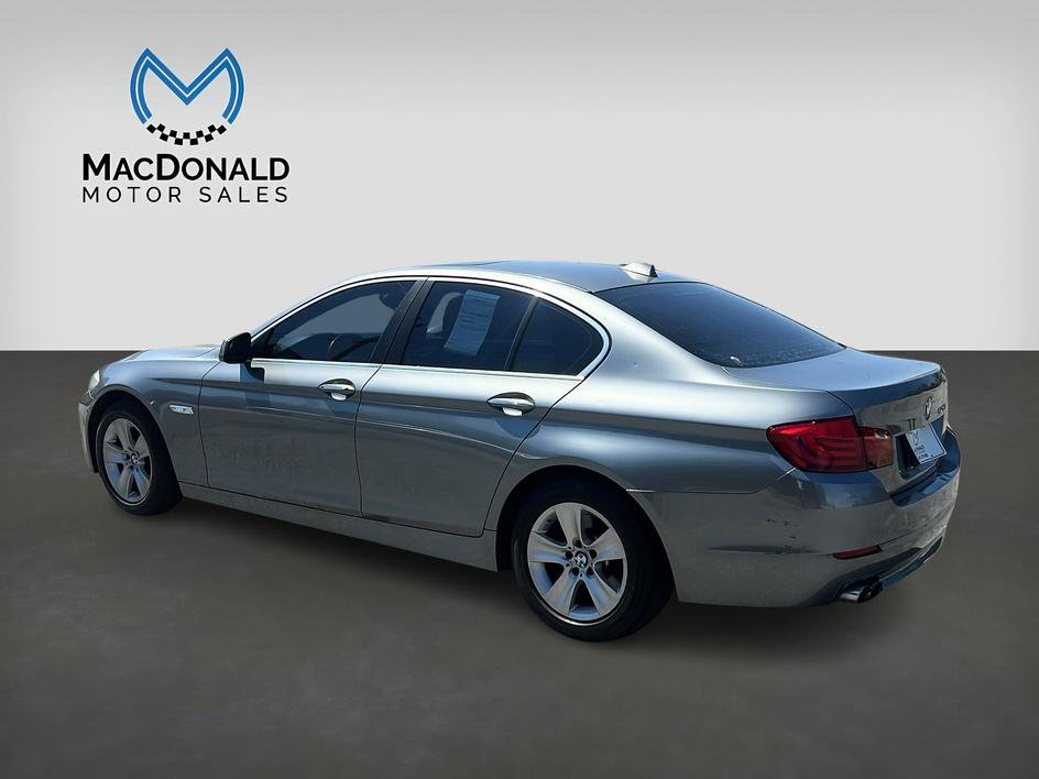 Used 2011 BMW 528i Sedan RWD image 5