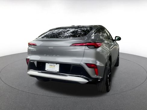 Used 2025 Buick Envista Sport Touring image 12