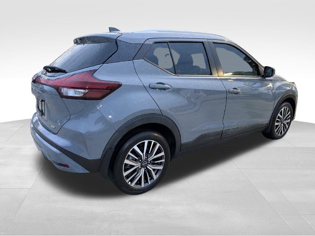 Used 2024 Nissan Kicks SV FWD image 8