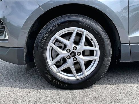 Used 2024 Ford Edge SEL w/ Convenience Package AWD/4WD image 9