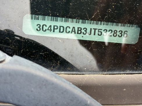 Used 2018 Dodge Journey SE w/ Blacktop Package image 3