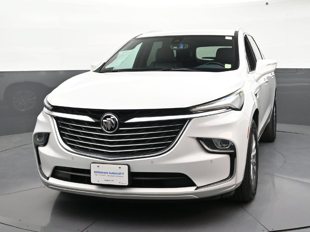 Certified 2024 Buick Enclave Essence AWD/4WD image 8