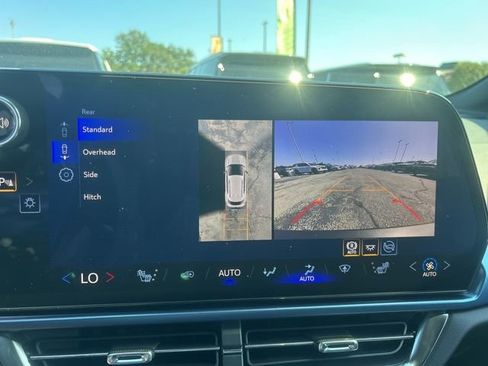 New 2026 Chevrolet Equinox EV LT image 22